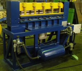Ножницы гильотинные пневматические