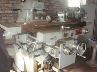 Продам фрезерный станок 6Р82