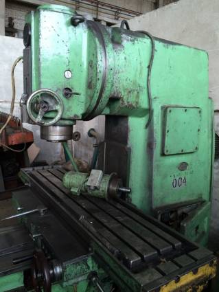 Продам вертикально-фрезерный станок ВМ127